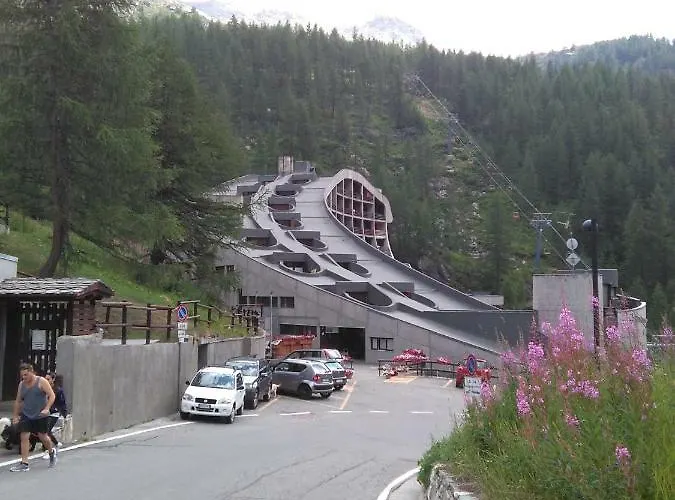 Апартаменти Soldanella Cervinia Vda Vacanze In Vetta Cir 0253